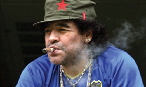 Sau khi ghi bàn vào lưới đội tuyển Hy Lạp, huyền thoại bóng đá người Argentina đã có hành động ăn mừng như một kẻ nghiện hút. BTC giải đã quyết định lấy mẫu thử đối với cầu thủ này và anh bị phát hiện dương tính với một số chất ma túy bị cấm. Ngay lập tức Maradona bị trục xuất về nước và phải nhận án phạt nặng từ FIFA.