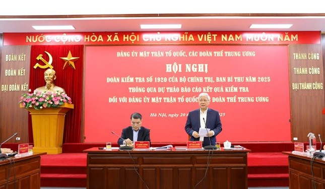 Thong qua du thao kiem tra doi voi Dang uy MTTQ, cac doan the T.U-Hinh-2