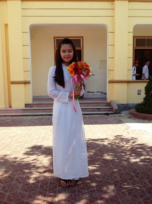 Cô bạn từng tự ti về chiều cao của mình.