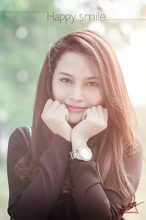 Ngoài nghề nuôi dạy trẻ, cô còn làm make-up cho các ca sĩ, diễn viên, cô dâu. Cô đến với nghề như một cái duyên và muốn gắn bó cả đời với nghề dạy.