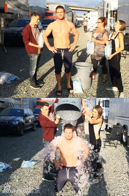 Chương trình ALS Ice Bucket Challenge với mục đích tuyên truyền và vận động quyên góp tiền cho việc nghiên cứu chữa bệnh ALS đã lan truyền khá nhanh ở Mỹ và lan rộng trên khắp thế giới. Quỹ hiện vượt qua con số 11 triệu USD, và vẫn đang tiếp tục tăng thêm với các thách thức của các ngôi sao nổi tiếng.