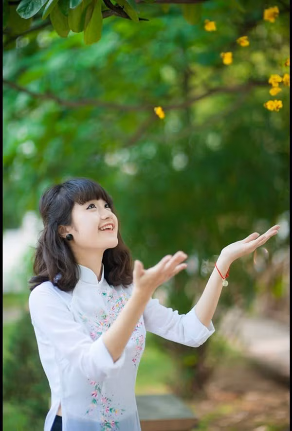 Hải An đã tốt nghiệp đại học với số điểm cao thứ hai ngành Quan hệ Quốc tế và đỗ thủ khoa cao học tại trường.