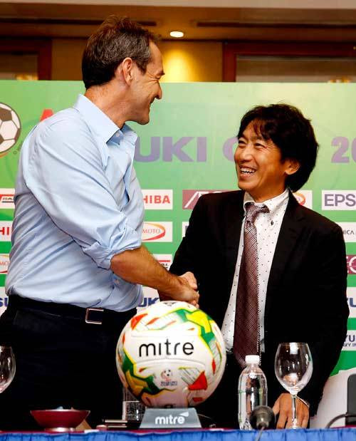 HLV Dooley rất tự tin khi tiếp đón ĐT Việt Nam. Ảnh: TTVN.