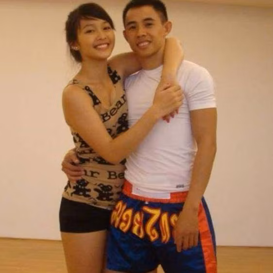 Cách đây không lâu, sau khi hoàn thành bộ phim "Trở về 3", Khả Ngân tuyên bố rút lui khỏi showbiz do ngăn cản từ gia đình. Tuy nhiên chỉ 10 ngày sau, cô nàng lại xuất hiện tại một số sự kiện.