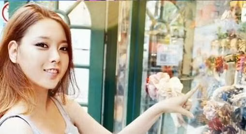 Hình ảnh xinh đẹp tự nhiên, không dao kéo của Uhm Da Hee sau khi giảm cân khiến cư dân mạng không khỏi choáng váng.