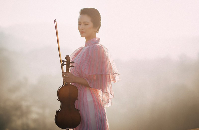 Cao Thuy Duong an my goi cam cu qua ngay thoi moi vao showbiz-Hinh-3