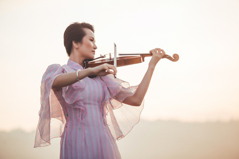 Cao Thuy Duong an my goi cam cu qua ngay thoi moi vao showbiz-Hinh-2