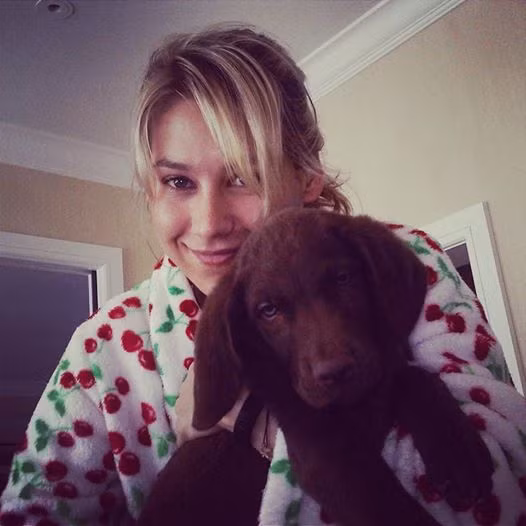 Cùng trong năm 1995, Kournikova được gọi vào đội tuyển Nga tham dự vào Fed Cup. Lúc đó cô là vận động viên trẻ nhất lịch sử tham gia giải đấu và vô địch.