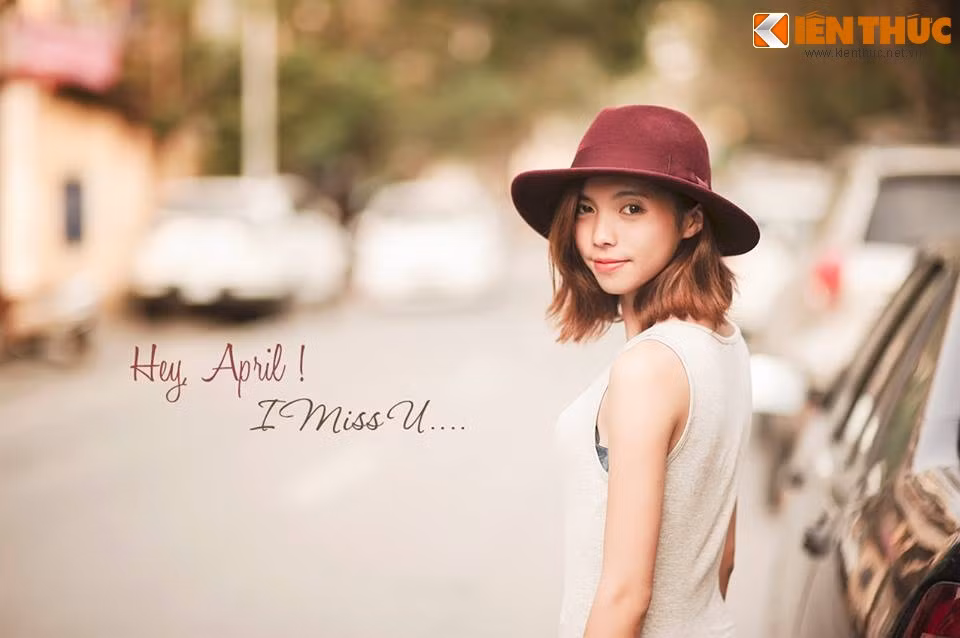 Nàng gió xinh đẹp thả mình dạo phố khi có thời gian rảnh.