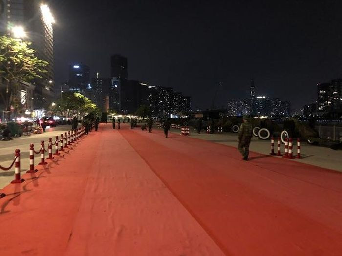 Bo doi xuyen dem trien khai tran dia phao le cho ngay 30/4-Hinh-11