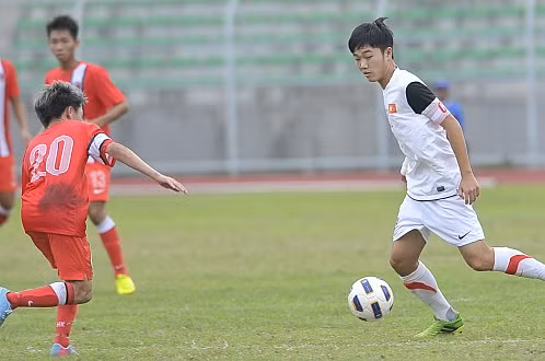 Nếu nhắc đến Tuấn Anh mà quên đi Xuân Trường thì quả là thiếu sót, vì hai cầu thủ này là đối tác tại hàng tiền vệ của U19 Việt Nam. Tuấn Anh và Xuân Trường được ví như hai lá phổi trong đội hình tuyển U19 Việt Nam, cung cấp bóng, tạo điều kiện để "trái tim" Công Phượng cùng các cầu thủ trên hàng công có cơ hội tạo ra những tình huống nguy hiểm.