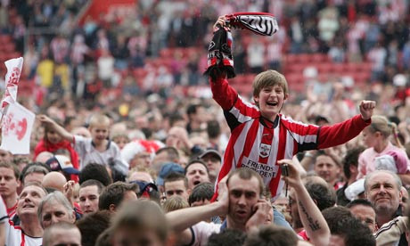 Hiện tại thì cổ động viên của Southampton đang sống trong chuỗi ngày rất hạnh phúc. Tất nhiên "đường dài mới biết ngựa hay" nhưng nếu cứ thi đấu với phong độ và tinh thần chiến đấu cao như này thì việc một đội bóng hạng trung có mặt trong top 4 của Premier League là điều được báo trước.