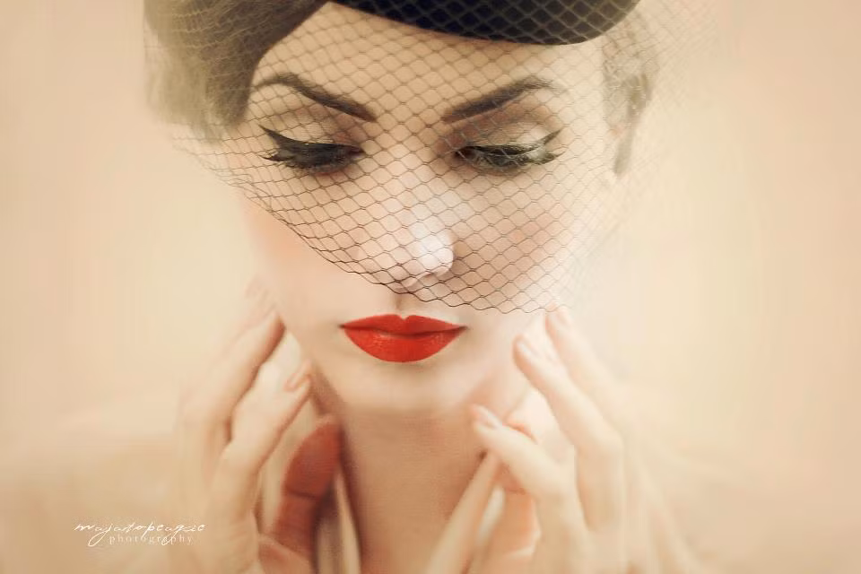 Những hình ảnh của cô nhận được rất nhiền lời tán dương về vẻ đẹp hoàn hảo như trong tranh vẽ.