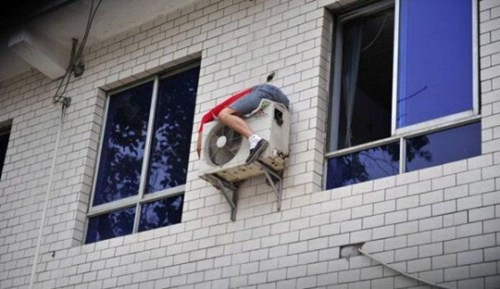 Hơn cả Người Nhện.