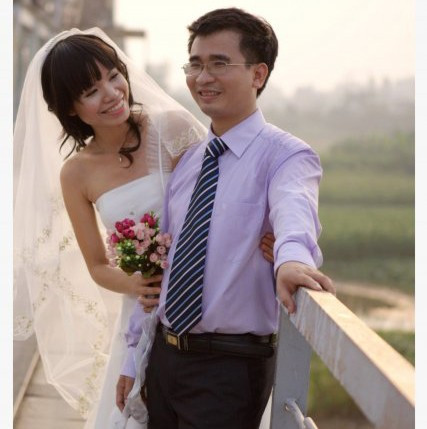 Cùng dự thi năm thứ ba Đường lên đỉnh Olympia (2001-2002), Mai Thanh Tiếp (THPT Bỉm Sơn, Thanh Hóa) và Nguyễn Thanh Xuân (THPT Châu Văn Liêm, Cần Thơ) cùng sinh năm 1984, là cặp đôi đầu tiên nên duyên vợ chồng của cộng đồng các thí sinh dự thi chương trình.