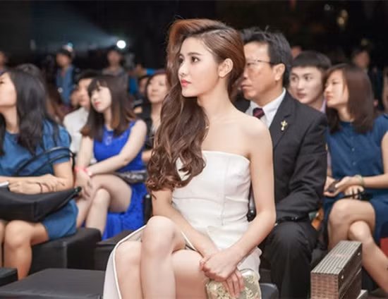 Ai Ru mới đây cũng tham gia vào trào lưu tắm nước đá để gây quỹ từ thiện ALS.