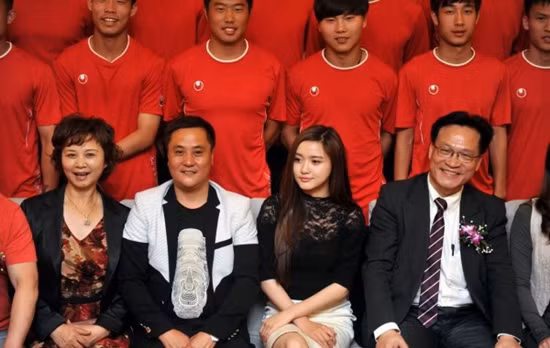 Chân dung vị nữ lãnh đạo trẻ tuổi nhất trong làng thể thao Trung Quốc.