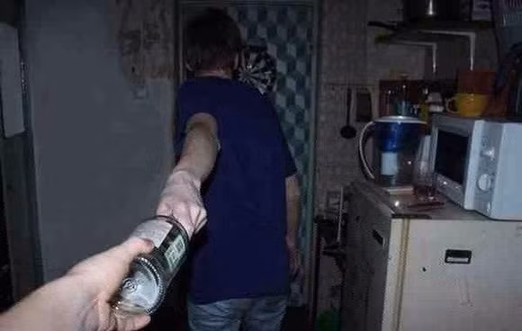 Theo anh đi nhậu.