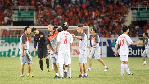 Thi đấu trên sân Mỹ Đình với 40.000 ngàn khán giả cổ vũ, U19 Việt Nam đã đánh bại U19 Australia và U19 Myanmar và chỉ chịu thua U19 Nhật Bản với tỷ số 1-0 trong trận chung kết. Lại một lần nữa U19 Việt Nam lỡ hẹn với cúp vàng.