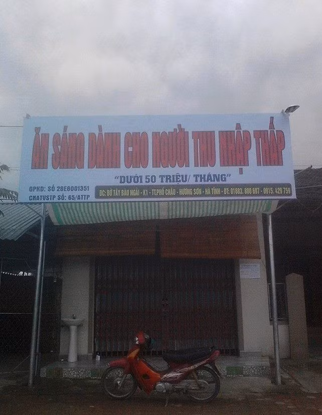 Quán ăn sáng chỉ dành cho người thu nhập "thấp" dưới 50 triệu đồng/ tháng.