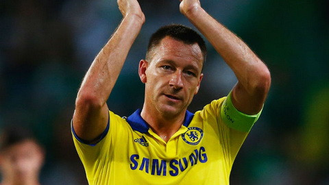 John Terry là cầu thủ thứ 28 có tên trong danh sách CLB 100 và là cầu thủ người Anh thứ 6 vinh dự đứng trong danh sách này.