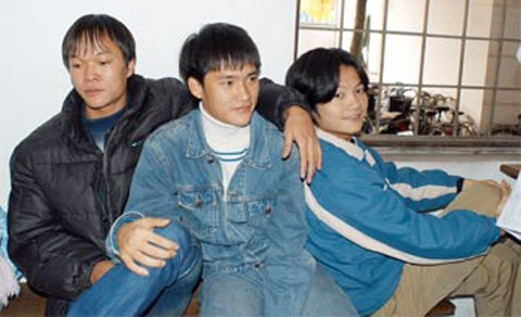 Bộ ba của Sông Lam Nghệ An ngày ấy. Ảnh: Bongdaplus.