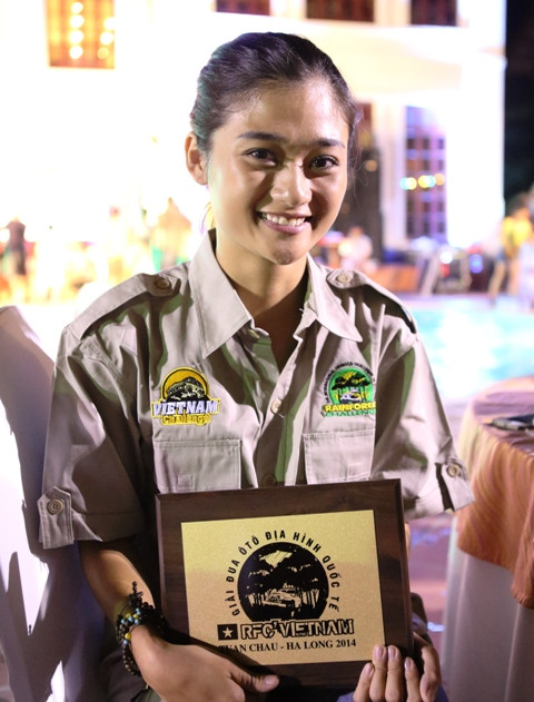 BTC đã trao giải "Hình ảnh ấn tượng nhất" cho đội đua của Trương Thu Hà.