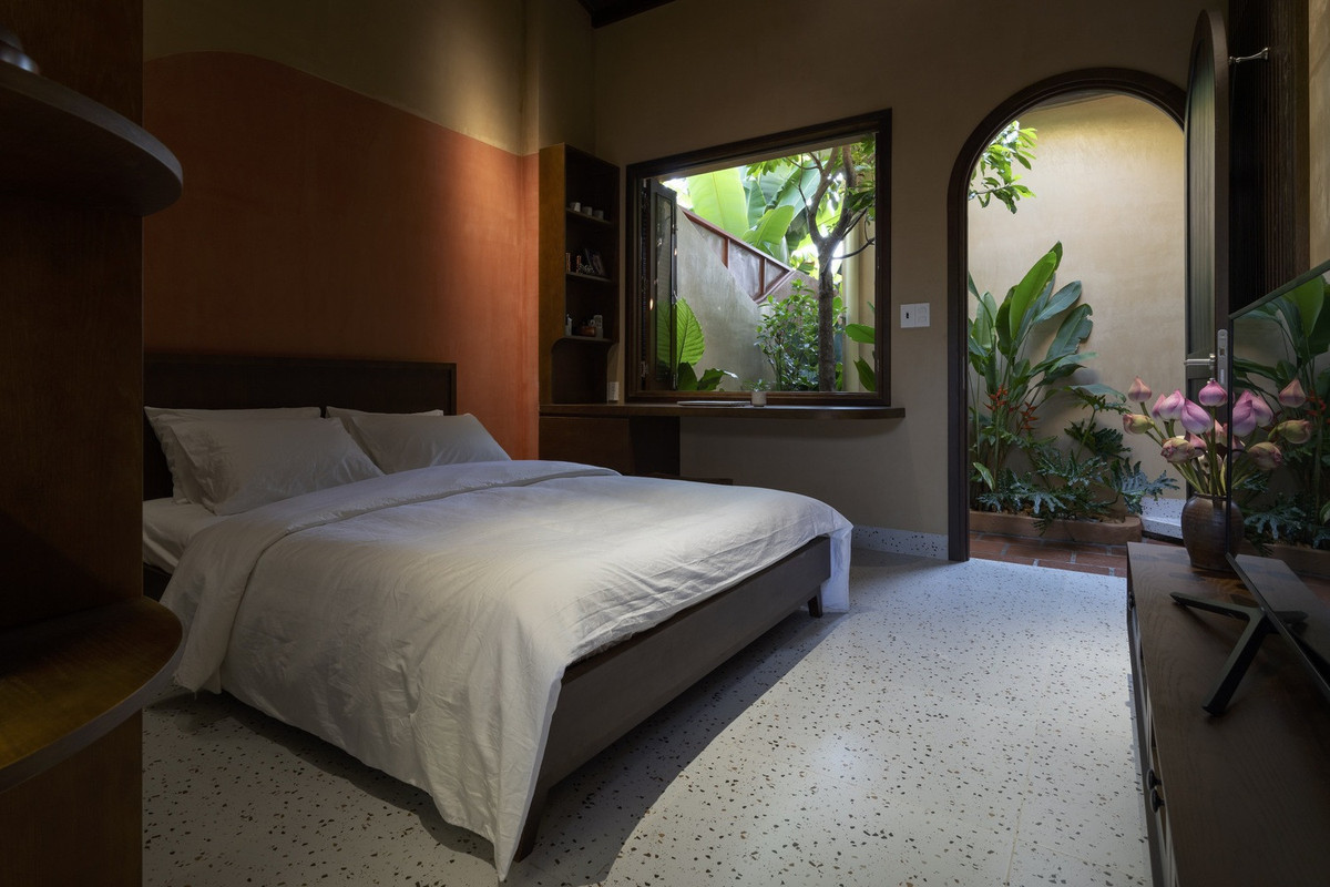 Nha cap 4 co thiet ke khac biet, an tuong voi san vuon-Hinh-9