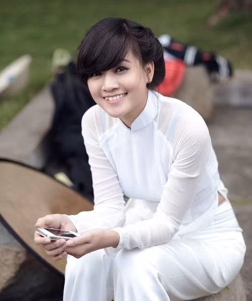 Ngoài ra, Mai còn tham gia một số clip quảng cáo, làm mẫu ảnh cho một số shop, kinh doanh mỹ phẩm,..