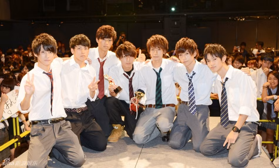 7 nam sinh lọt vào vòng chung kết cũng có cơ hội được lên tạp chí thời trang Samurai ELO.