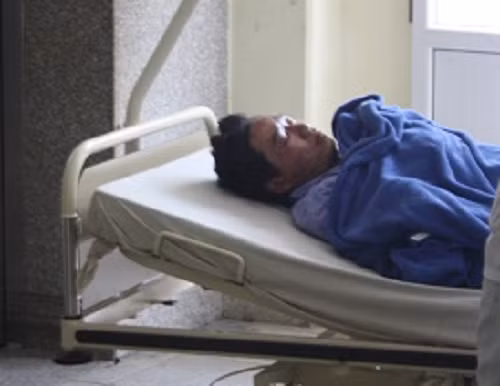 Công nhân Nguyễn Văn Quyền vẫn đang trong tình trạng nguy kịch.