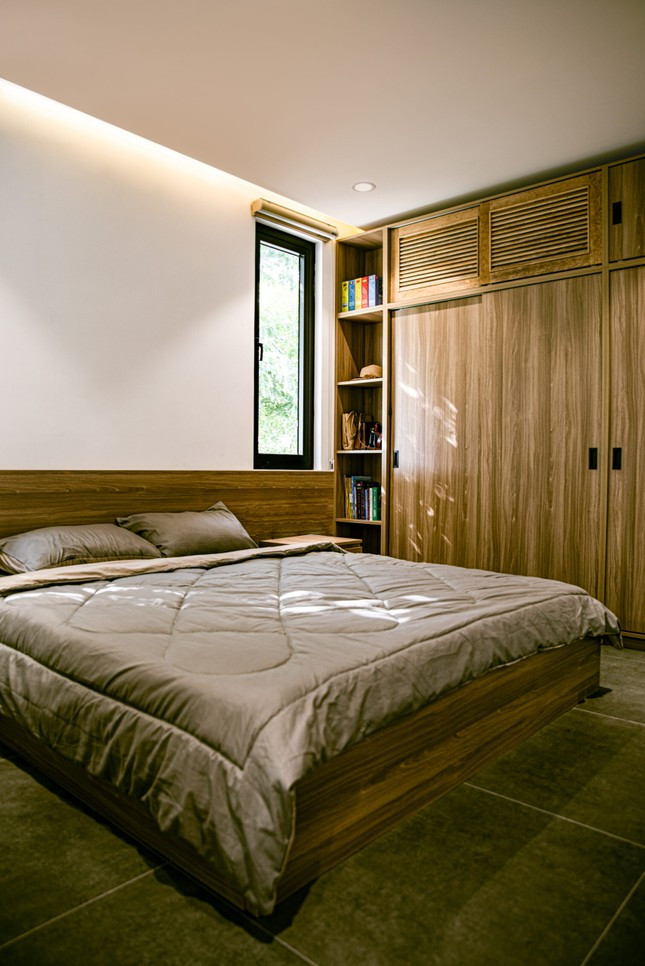 Ngoi nha xay mai lech hoi huong nha dong que day an tuong-Hinh-11