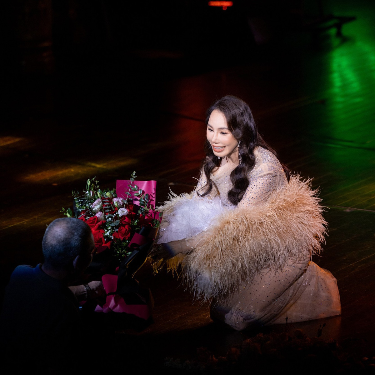 Ho Quynh Huong: 'Moi nguoi ban tan ngoai hinh, toi buon lam'-Hinh-2