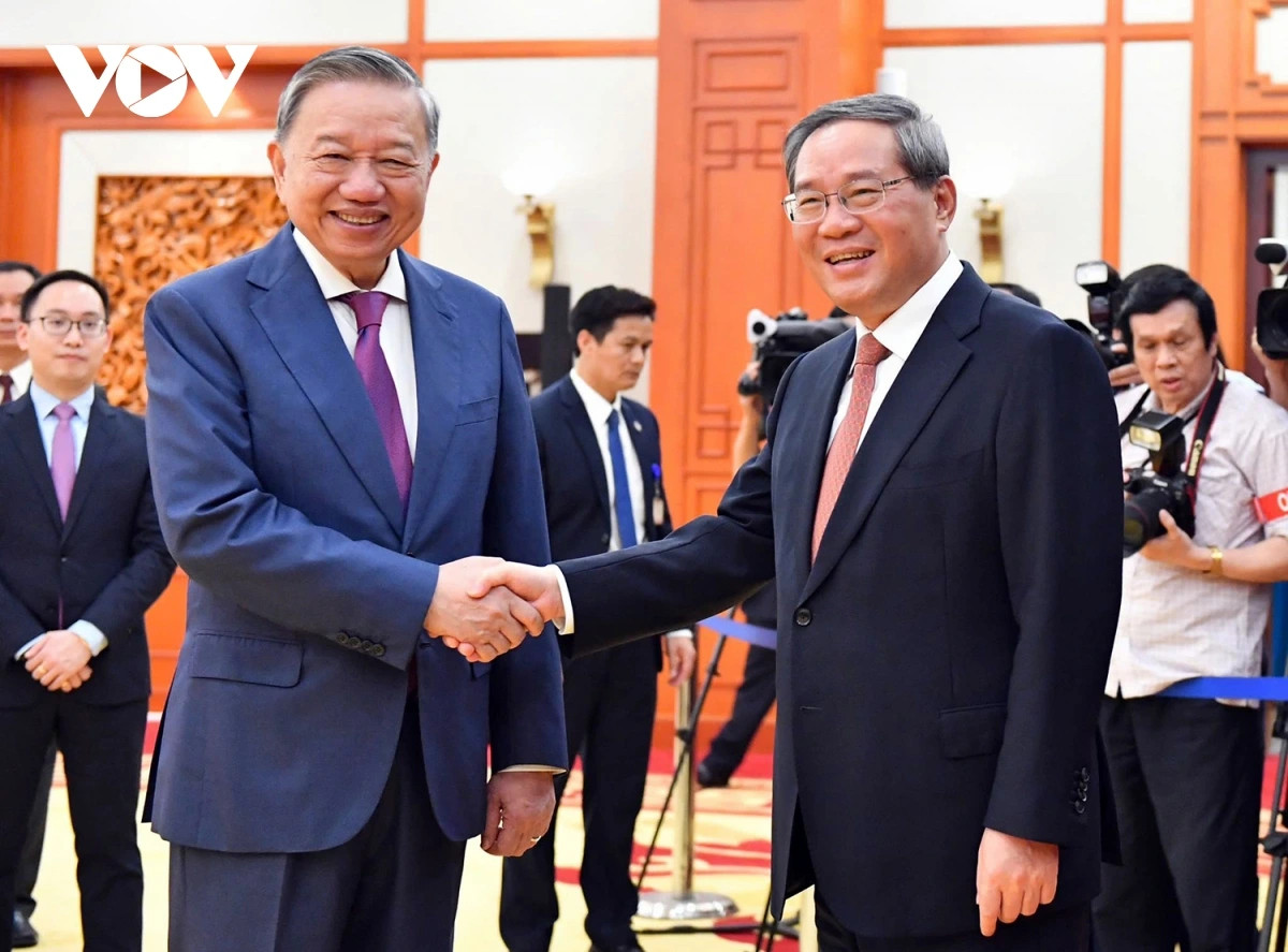 Tổng Bí thư, Chủ tịch nước Tô Lâm tiếp Thủ tướng Quốc vụ viện Trung Quốc Lý Cường Tong Bi thu, Chu tich nuoc To Lam tiep Thu tuong Quoc vu vien Trung Quoc Ly Cuong