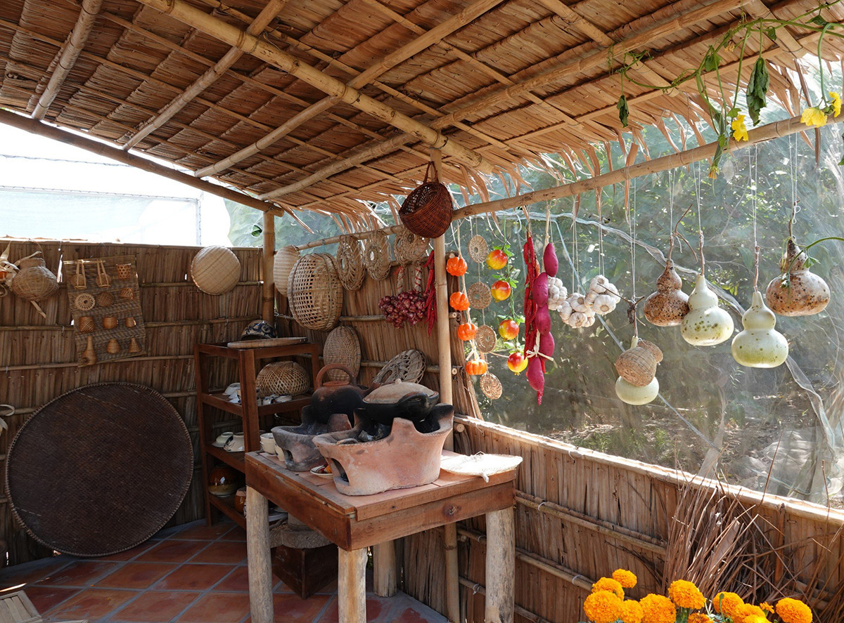 Co gai 25 tuoi dung khu vuon 1500m2 nhu co tich-Hinh-6