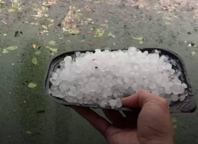 Dong loc kem mua da o Quang Tri, be gai 5 tuoi bi thuong