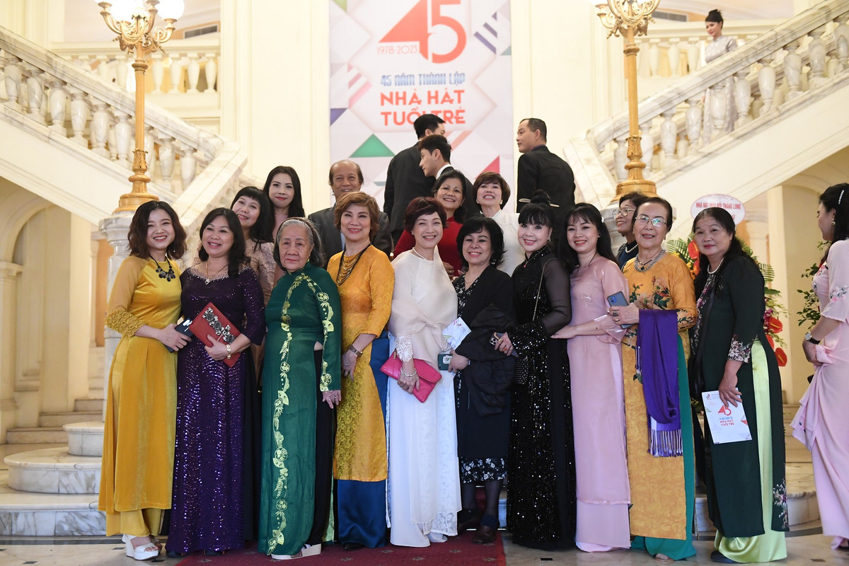 Cuoc song cua NSND Lan Huong sau khi nghi huu