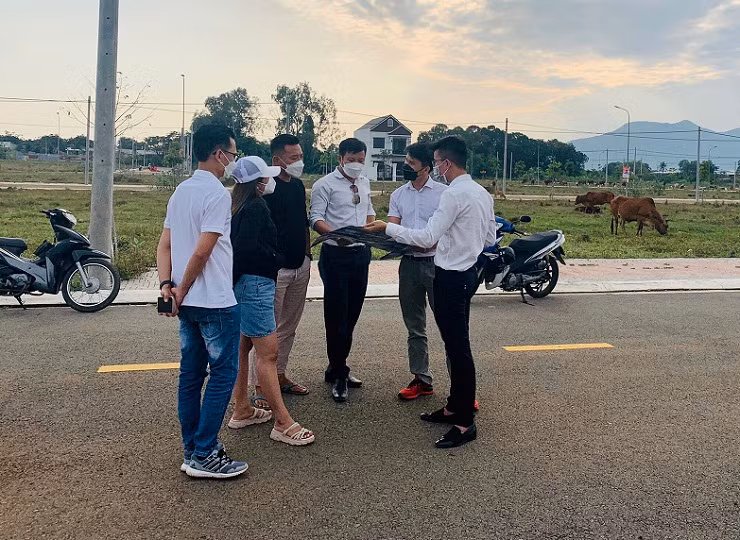 8x Ha Noi so huu khoi tai san ca chuc ty nho dau tu bat dong san