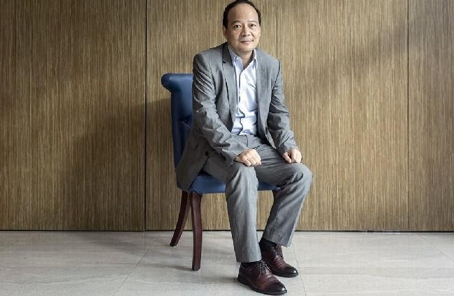 Đại gia giàu vượt mặt Jack Ma: Từng làm công chức lương 680 nghìn đồng/tháng Dai gia giau vuot mat Jack Ma: Tung lam cong chuc luong 680 nghin dong/thang