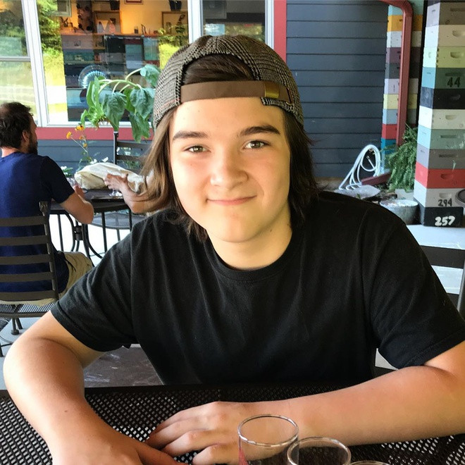 4 dua tre doi doi khi tro thanh 'hien tuong meme' tren MXH-Hinh-2