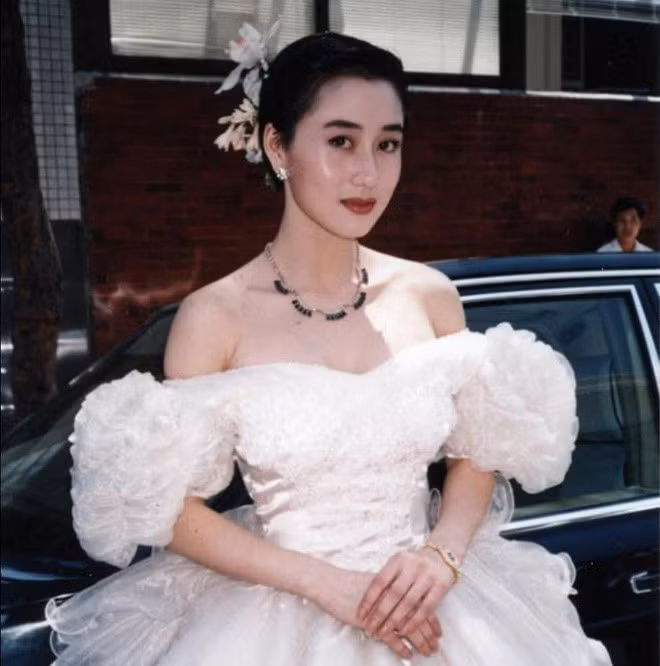 Moi tinh giai thoai giua ‘vua song bai’ Macau va A Loi Tri-Hinh-2