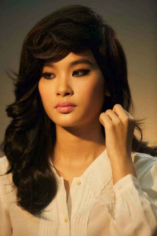 br/> Đây là dự án phim đầu tay của nữ sinh 10X, Nhật Linh đang tích cực trau dồi diễn xuất và tập hát cùng cùng nhạc sĩ Đức Trí để hoàn thiện vai diễn