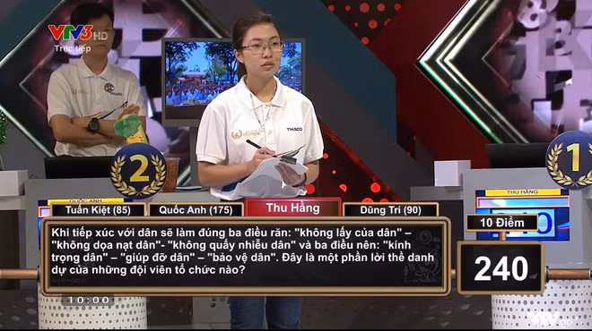 'Duong len dinh Olympia' xuat hien cau hoi gay tranh cai-Hinh-2