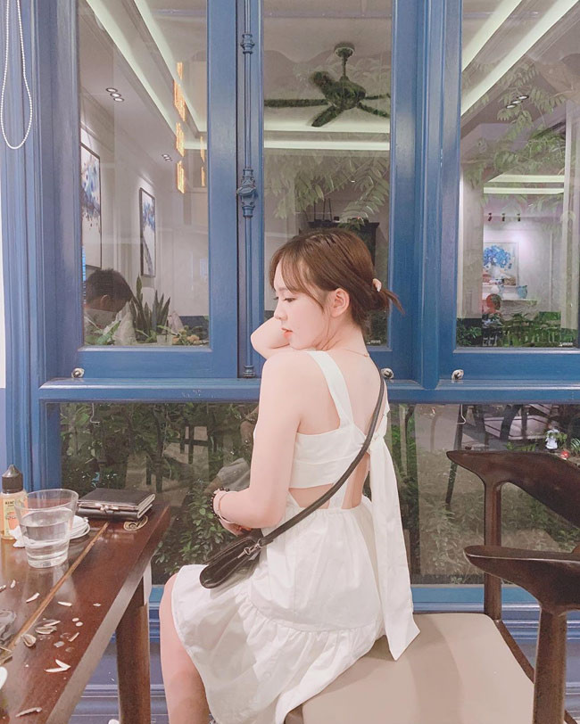 Tuy vậy, Huyền Châu cũng gặp phải nhiều rắc rối.