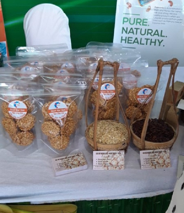 Co gai 9x lam loai banh tu thu hat nho xiu mang ve tien trieu-Hinh-5