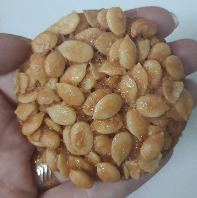 Co gai 9x lam loai banh tu thu hat nho xiu mang ve tien trieu-Hinh-2