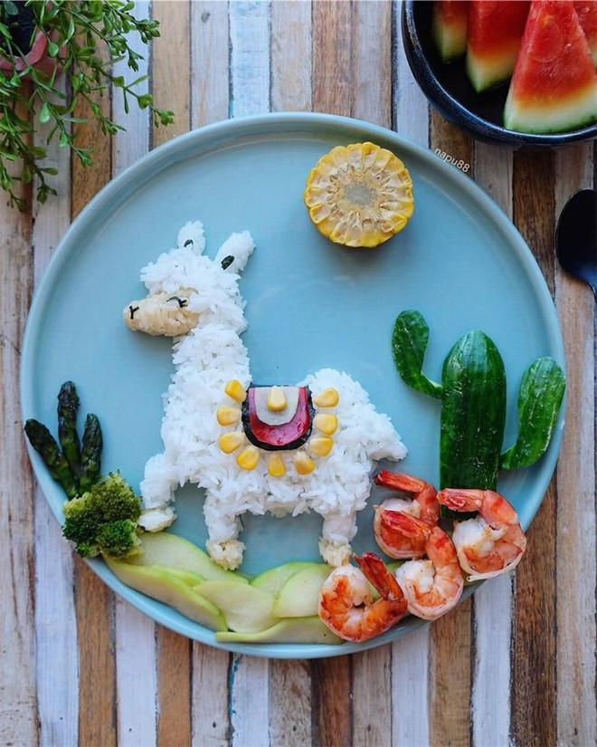 Dia com trang tri dep nhu tranh ve cua ba me 8X-Hinh-22