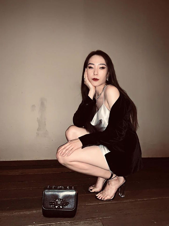 Nu tiep vien hang khong vua duoc hot boy bong ro cau hon-Hinh-9