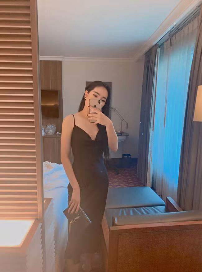 Nu tiep vien hang khong vua duoc hot boy bong ro cau hon-Hinh-11