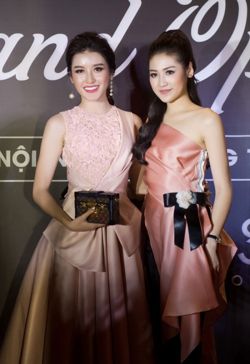 My nhan Viet phan ung sao khi roi vao canh 'oan gia ngo hep'?-Hinh-4